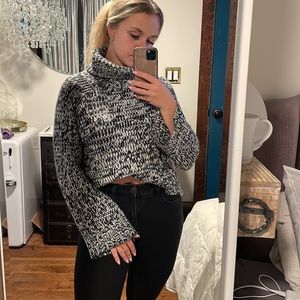 Comfy black and white turtle neck sweater